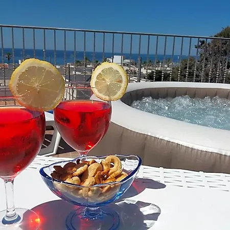 Riflesso Sul Mare Hotel 3*